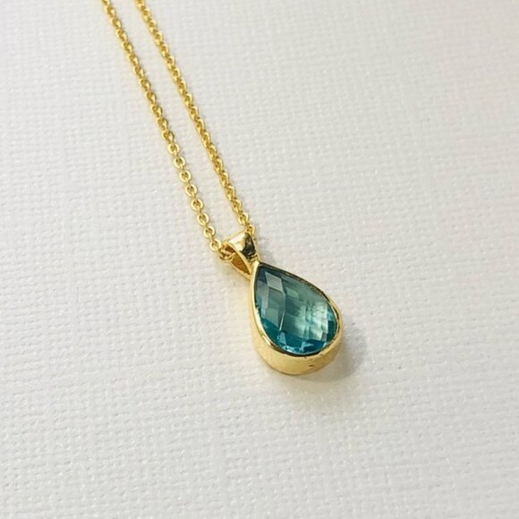Gold Plated Swiss Blue Quartz Teardrop Pear Shape Necklace - Picture 4 of 9